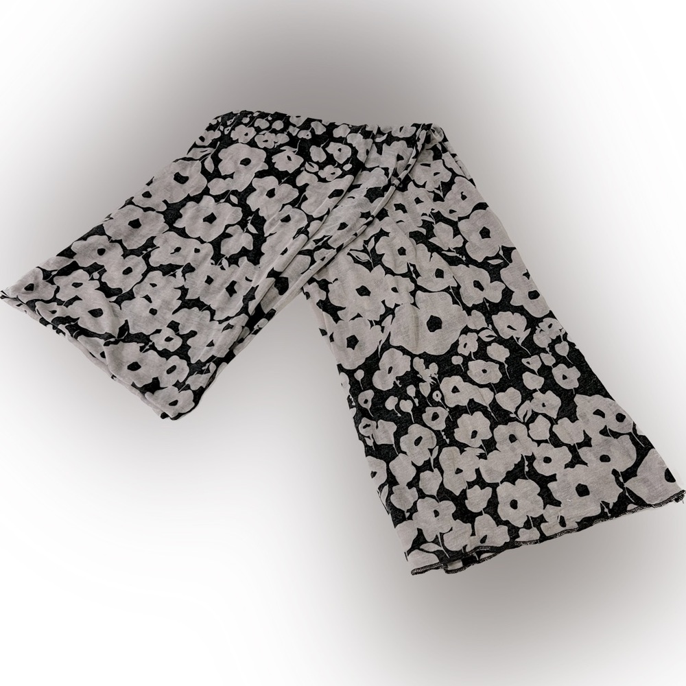 Old Navy Black & Gray Flowered Shawl Scarf Wrap